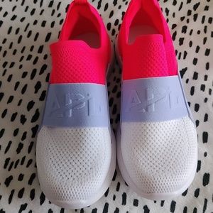 APL Techloom Bliss Running Shoes 7M